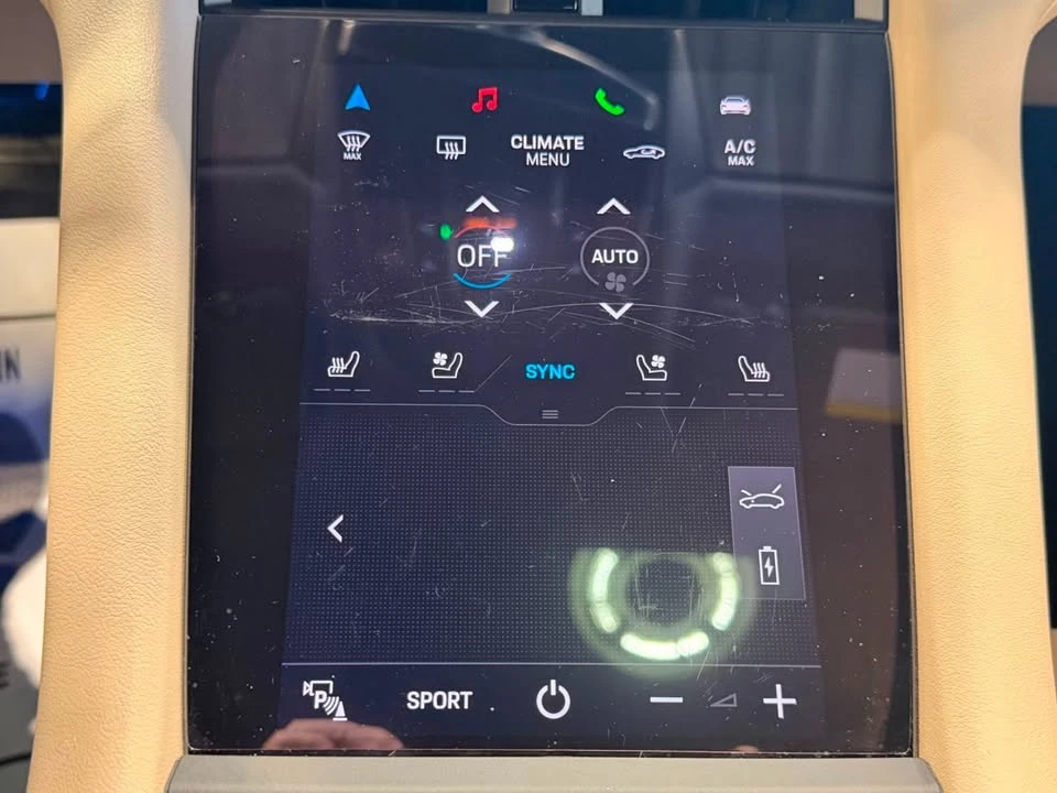 2023 Porsche Taycan - Image 16 of 20