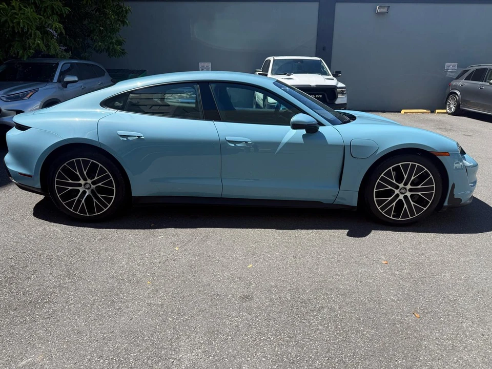 2023 Porsche Taycan - Image 6 of 25