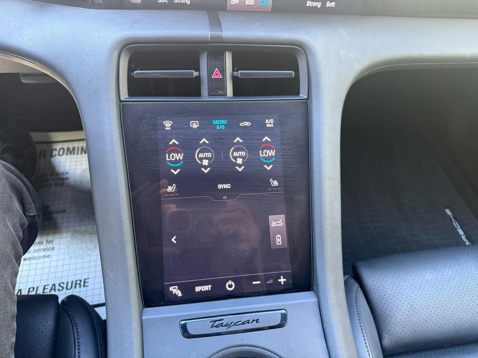 2023 Porsche Taycan - Image 14 of 25