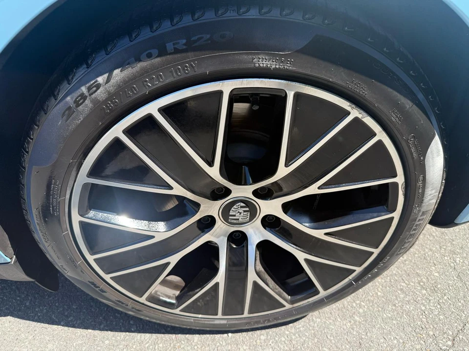 2023 Porsche Taycan - Image 19 of 25