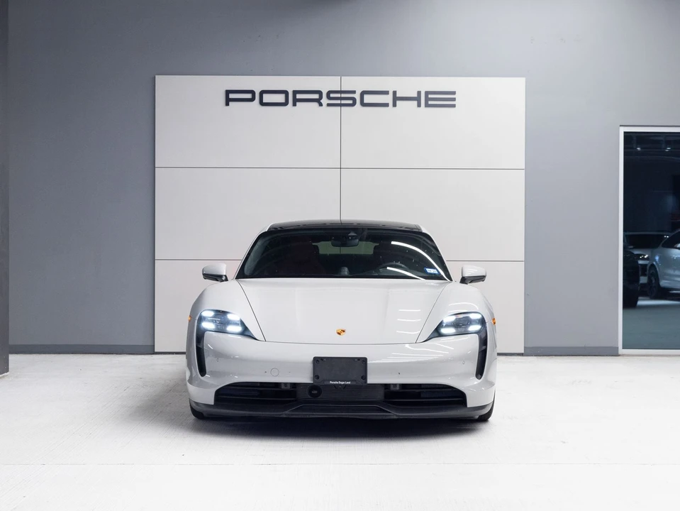 2023 Porsche Taycan - Image 10 of 31