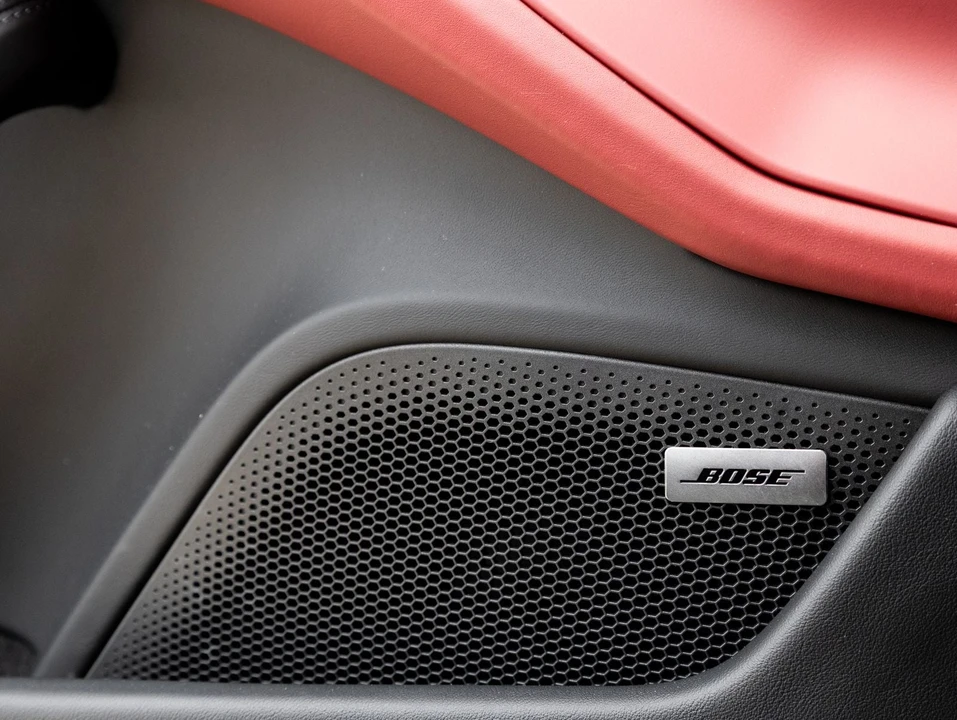 2023 Porsche Taycan - Image 21 of 31