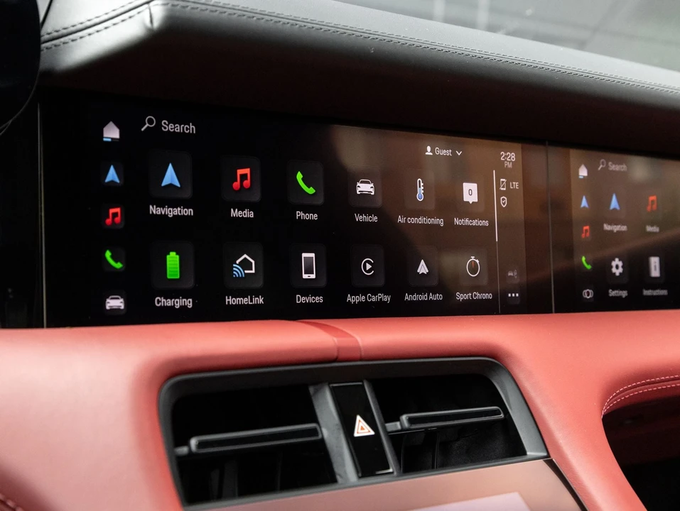 2023 Porsche Taycan - Image 26 of 31