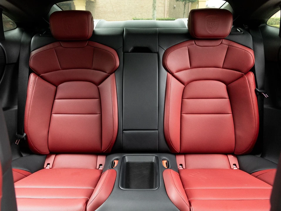 2023 Porsche Taycan - Image 29 of 31