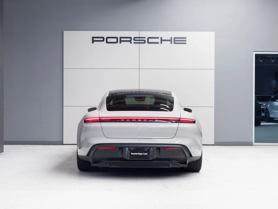 2023 Porsche Taycan - Image 6 of 31
