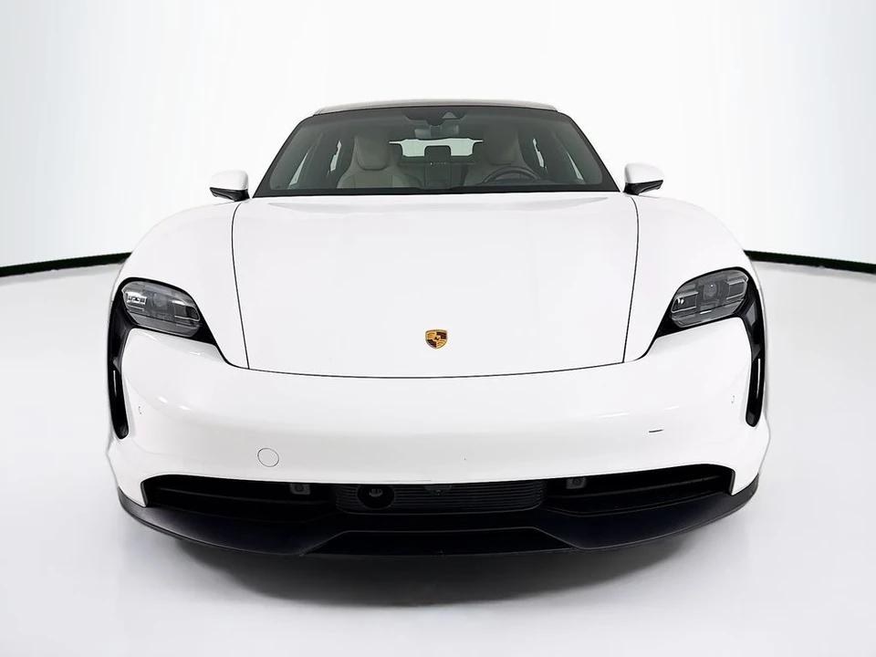 2023 Porsche Taycan - Image 10 of 12