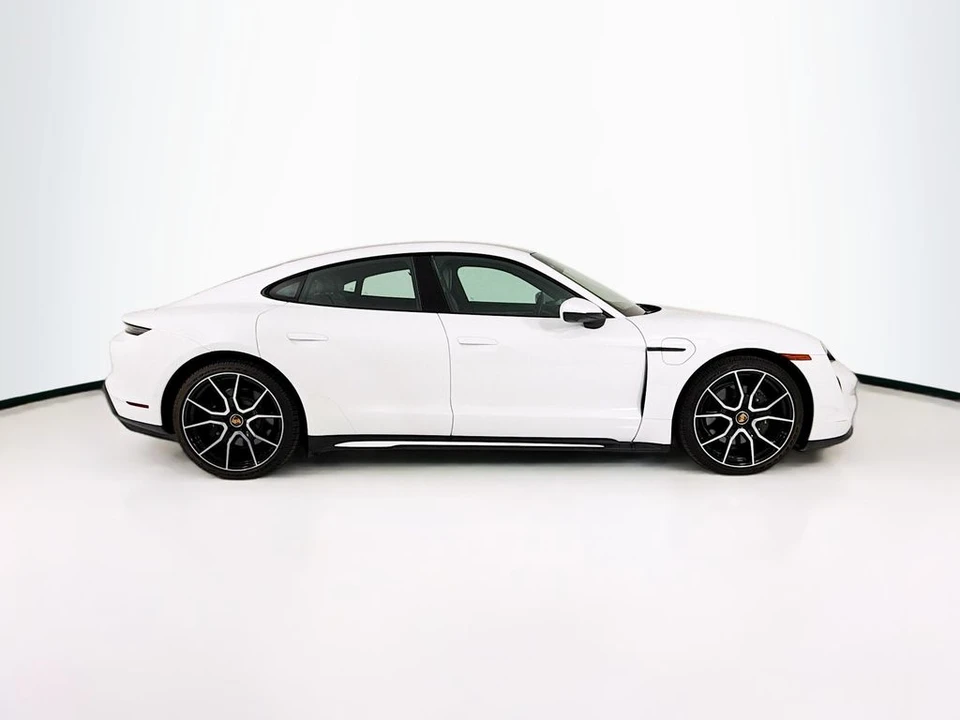 2023 Porsche Taycan - Image 8 of 12