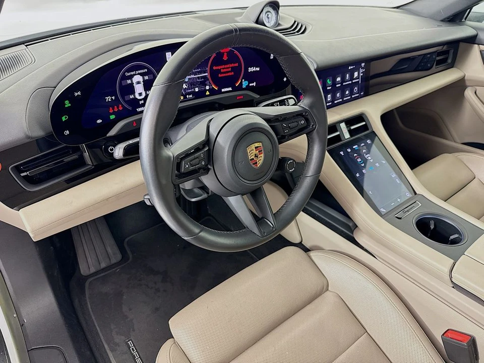 2023 Porsche Taycan - Image 4 of 12