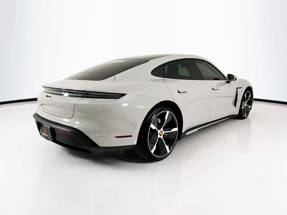 2023 Porsche Taycan - Image 7 of 12