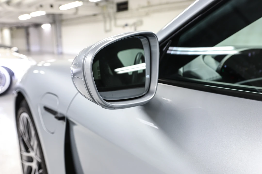 2023 Porsche Taycan - Image 23 of 31