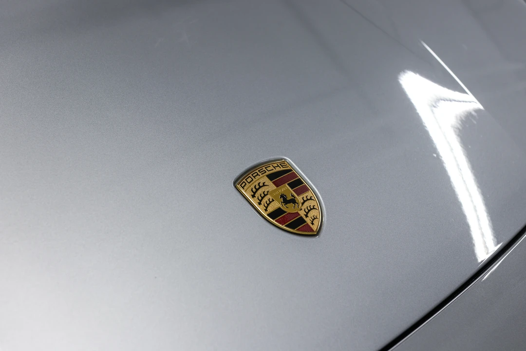 2023 Porsche Taycan - Image 25 of 31