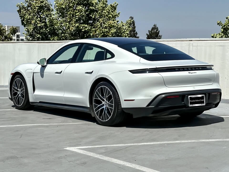 2023 Porsche Taycan - Image 4 of 7