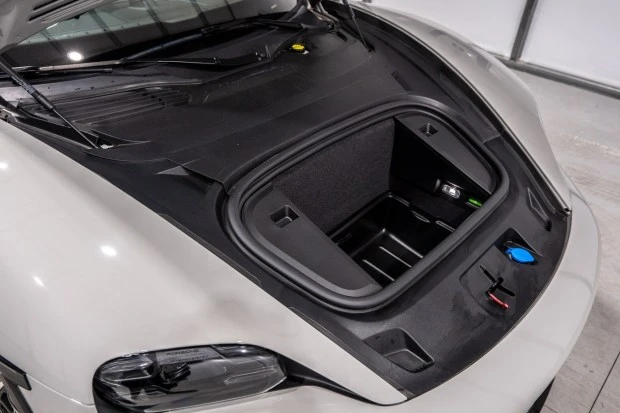 2023 Porsche Taycan Turbo - Image 6 of 8