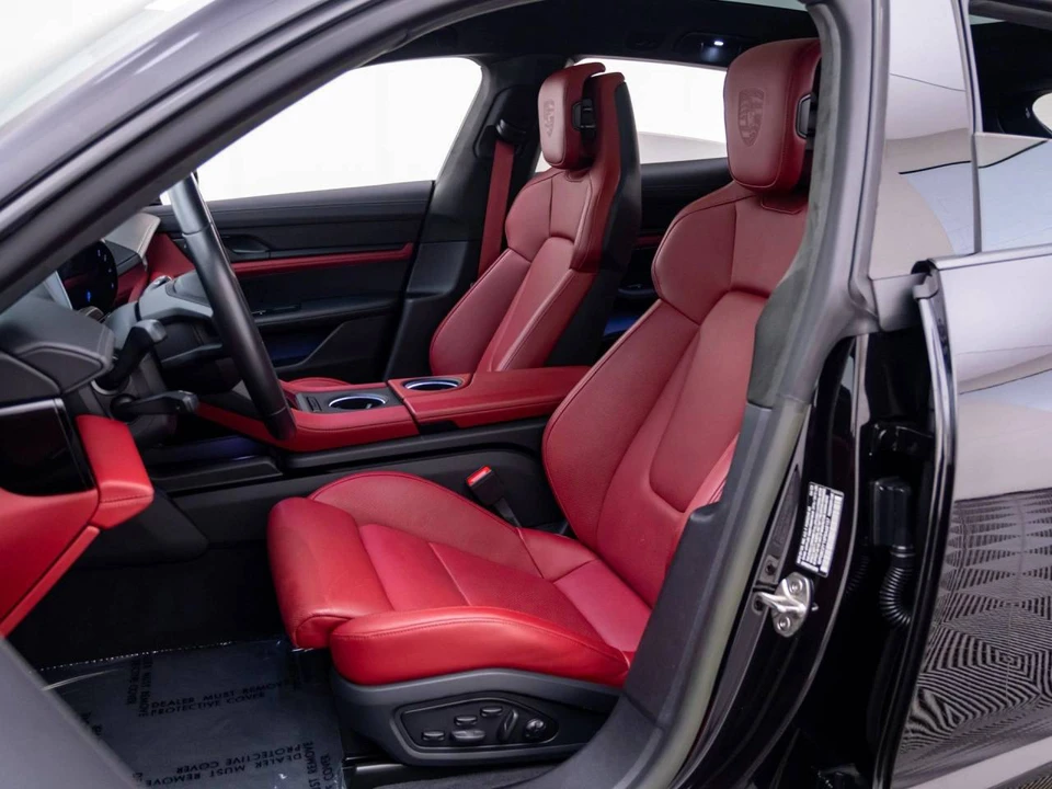 2023 Porsche Taycan Cross Turismo - Image 5 of 5