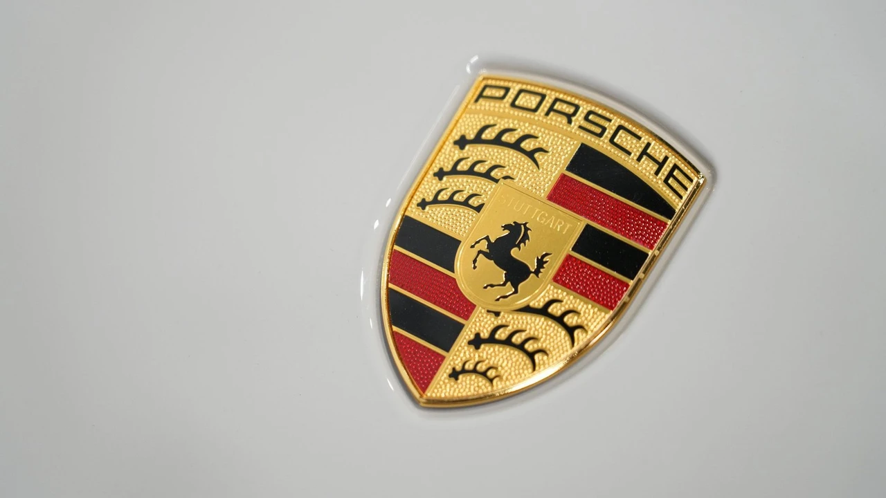 2023 Porsche Taycan Turbo S - Image 7 of 31
