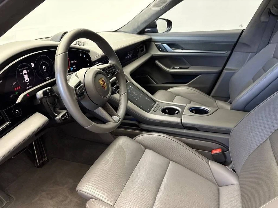 2023 Porsche Taycan Cross Turismo - Image 5 of 5