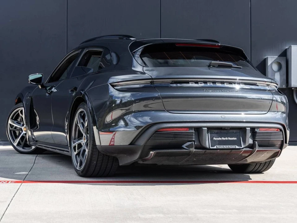 2023 Porsche Taycan Cross Turismo - Image 3 of 5