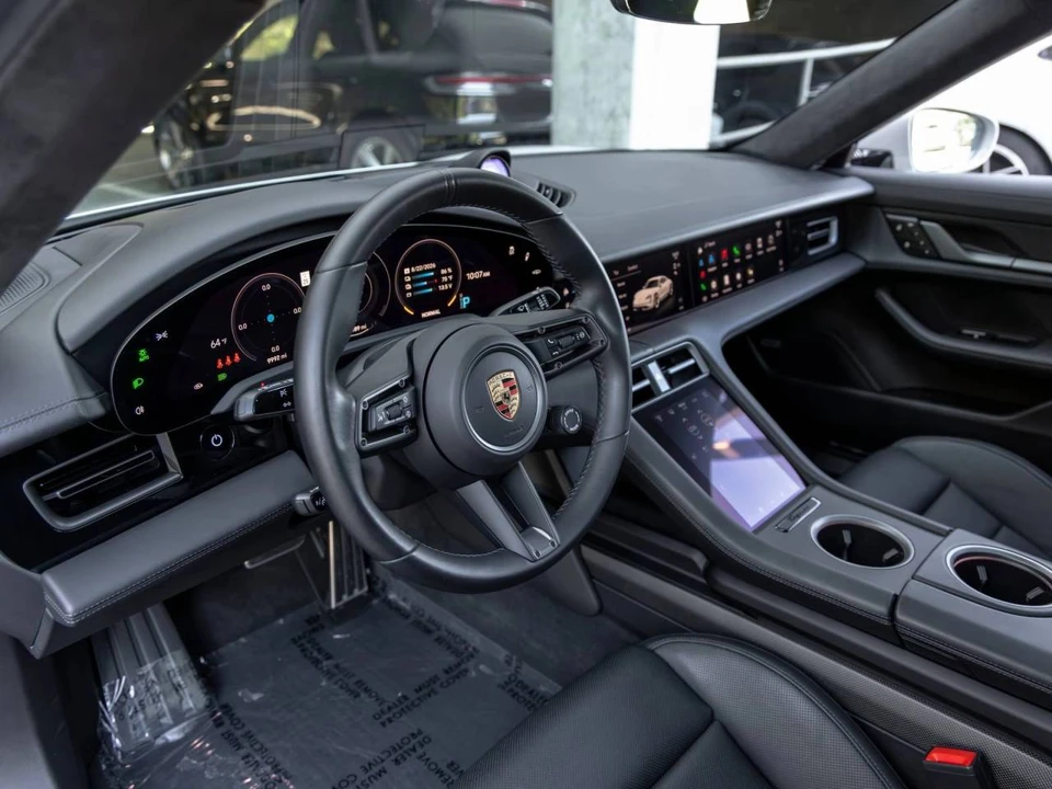 2023 Porsche Taycan Turbo S - Image 4 of 5