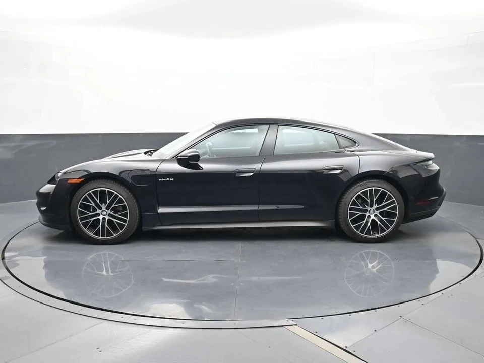 2023 Porsche Taycan - Image 2 of 5