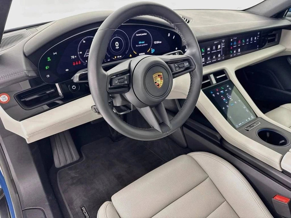 2023 Porsche Taycan - Image 4 of 5