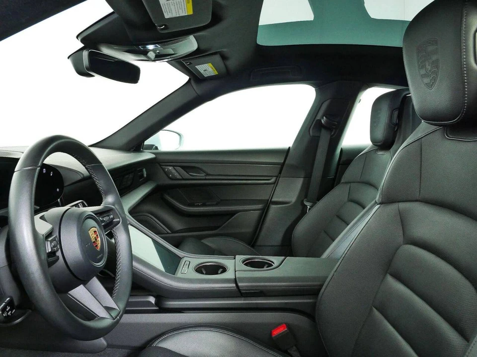 2023 Porsche Taycan - Image 5 of 5