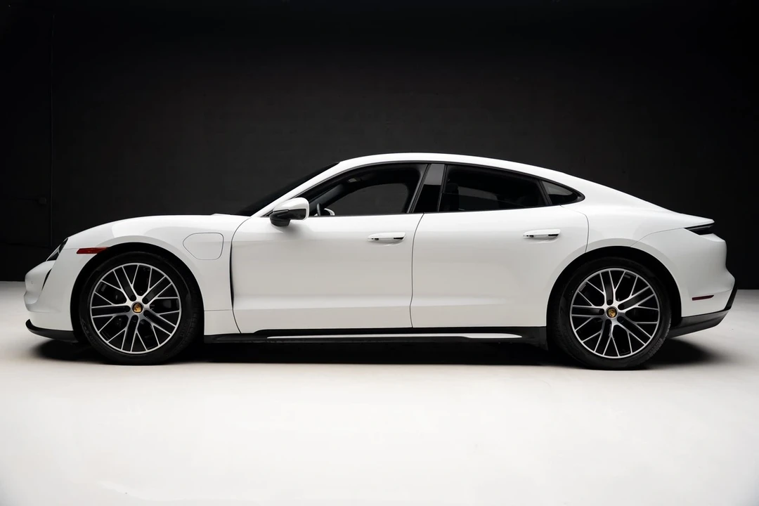 2023 Porsche Taycan - Image 16 of 21