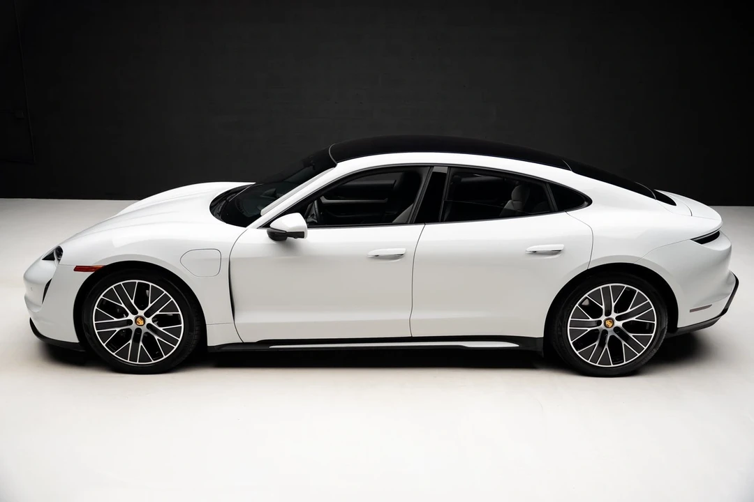 2023 Porsche Taycan - Image 15 of 21