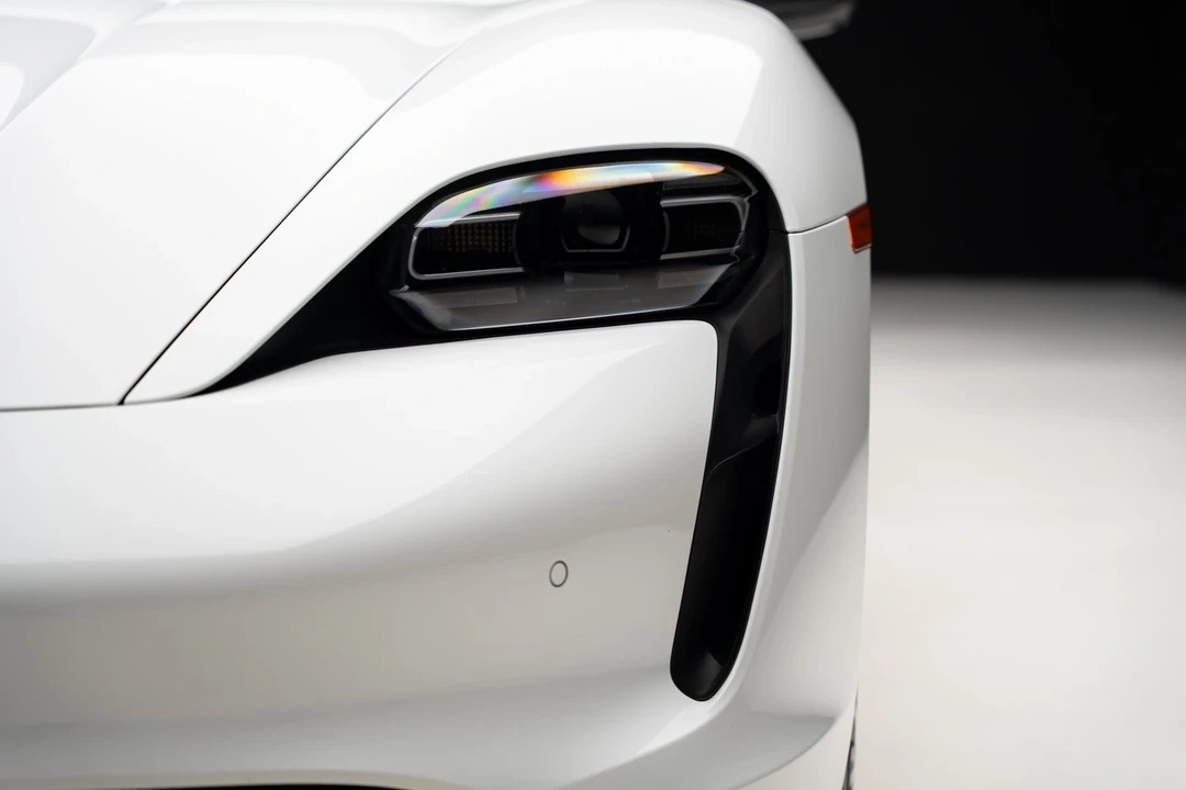 2023 Porsche Taycan - Image 9 of 21