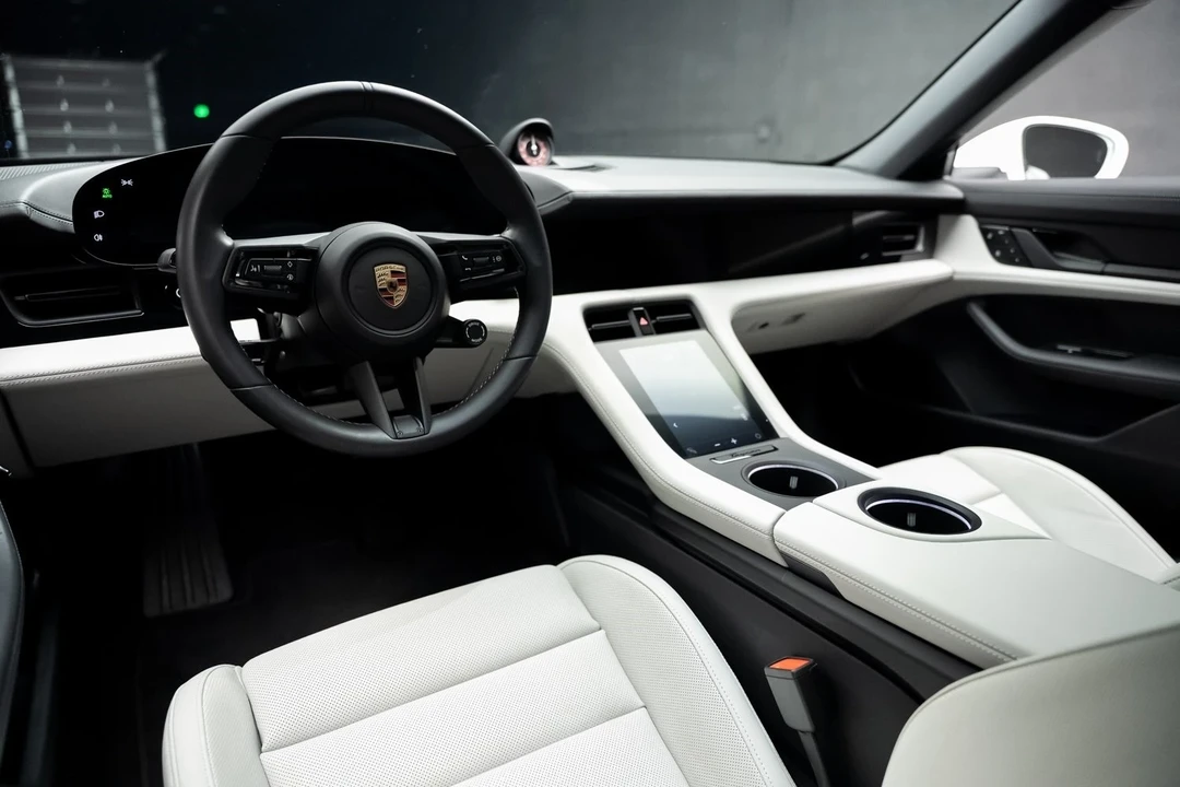 2023 Porsche Taycan - Image 3 of 12