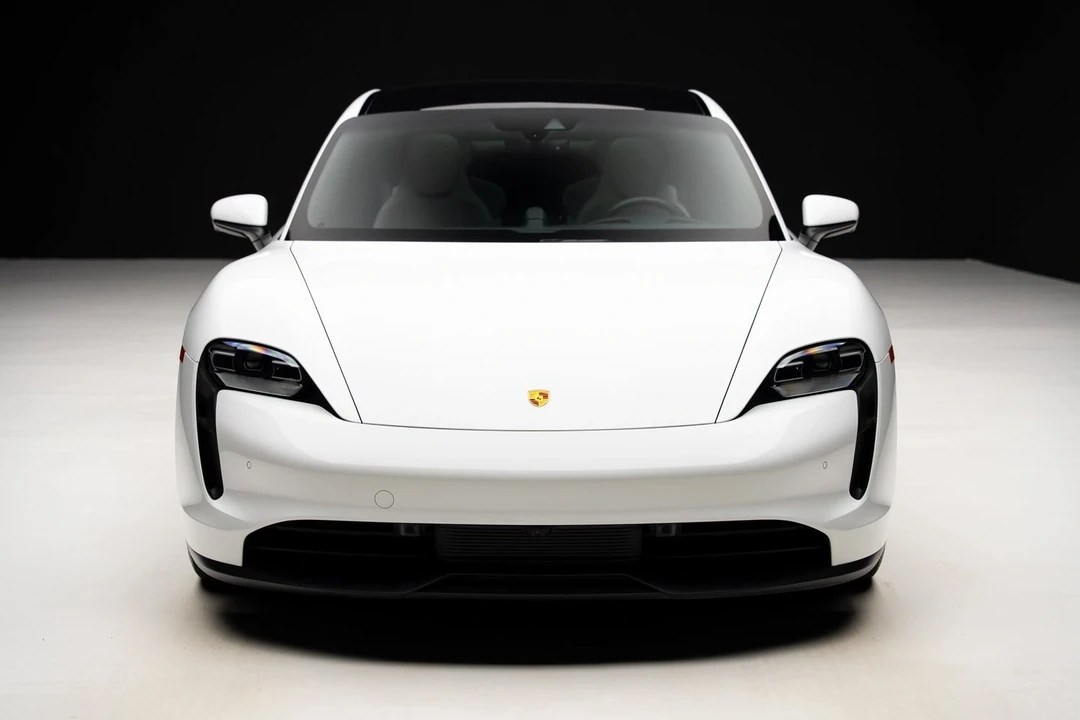 2023 Porsche Taycan - Image 6 of 21