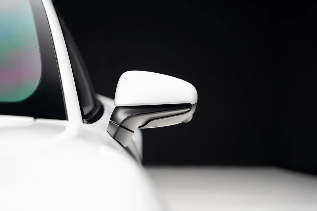 2023 Porsche Taycan - Image 14 of 21