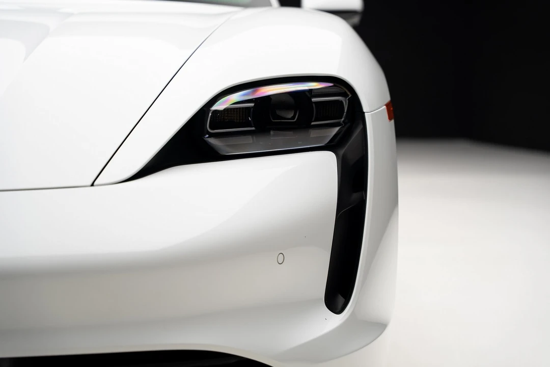 2023 Porsche Taycan - Image 9 of 21
