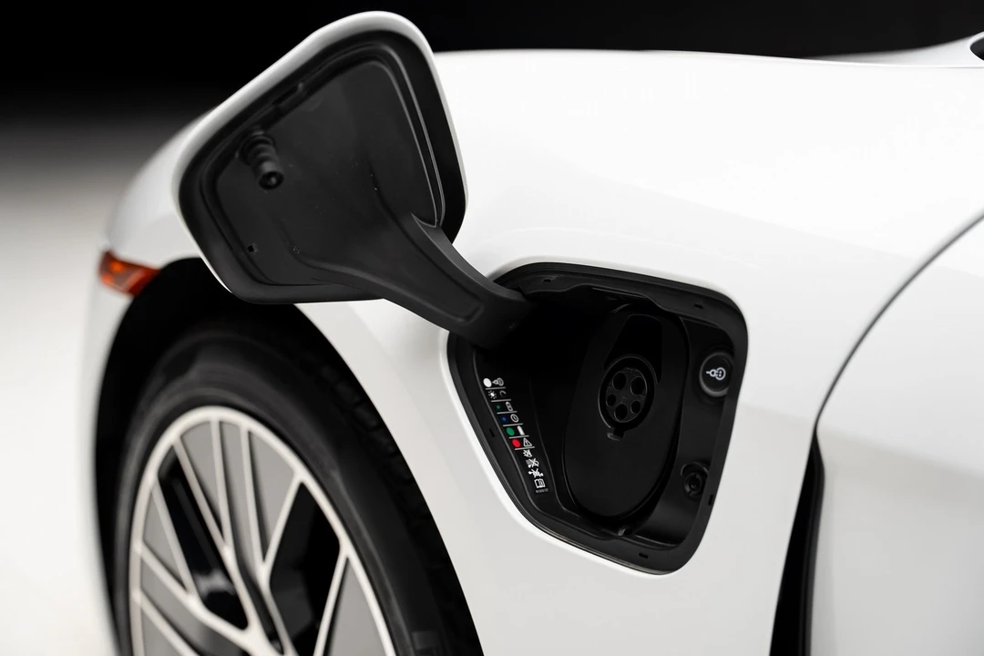 2023 Porsche Taycan - Image 21 of 21