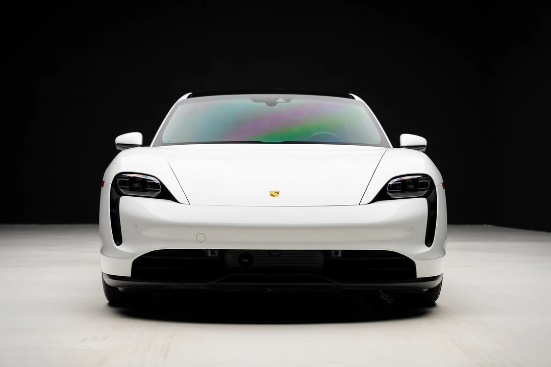 2023 Porsche Taycan - Image 7 of 12