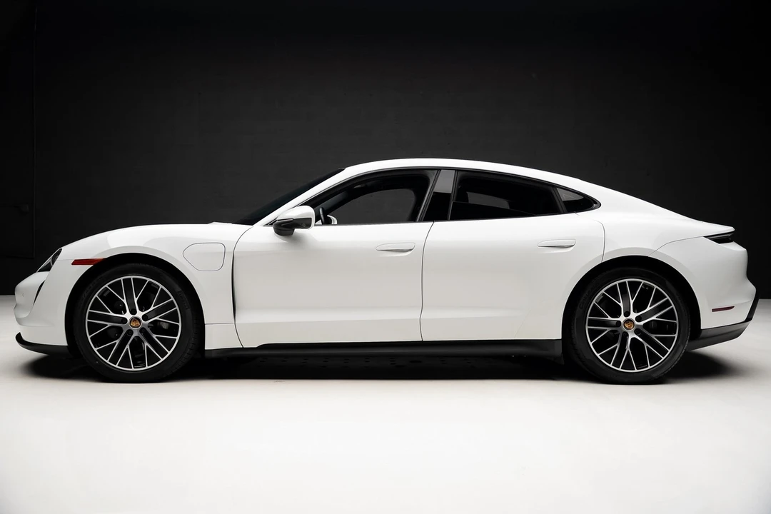 2023 Porsche Taycan - Image 15 of 21