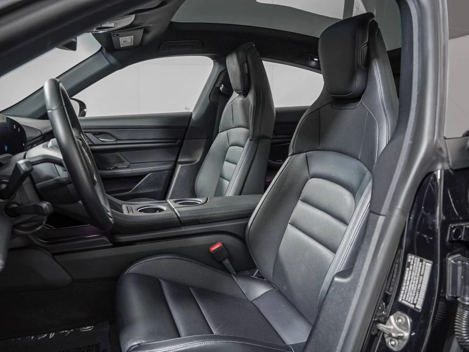 2023 Porsche Taycan - Image 5 of 5