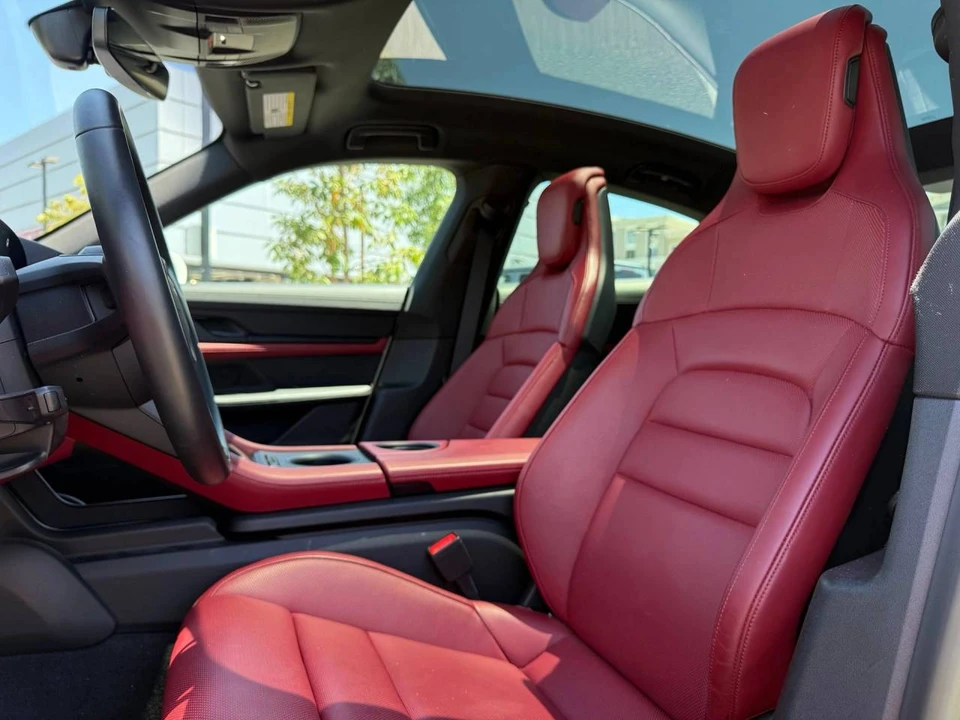 2023 Porsche Taycan - Image 5 of 5