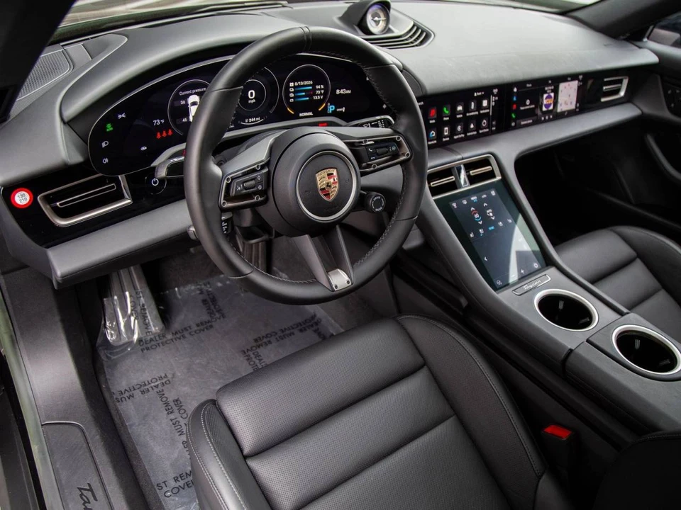 2023 Porsche Taycan - Image 4 of 5