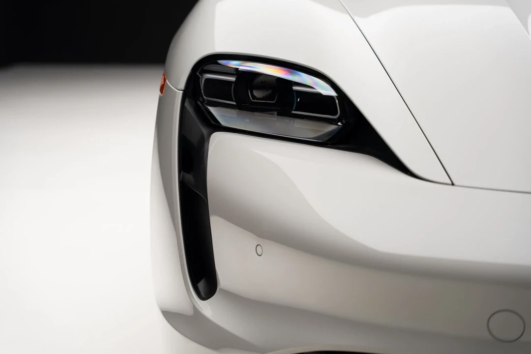 2023 Porsche Taycan - Image 8 of 21