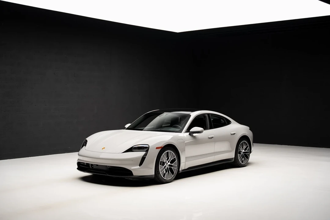 2023 Porsche Taycan - Image 4 of 21