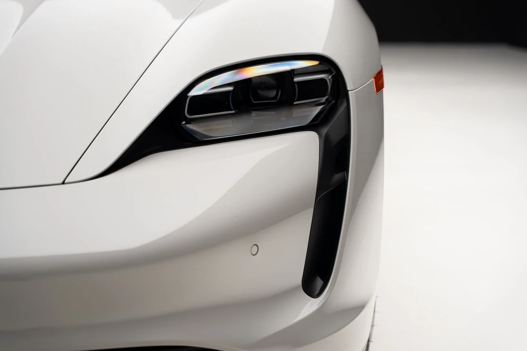 2023 Porsche Taycan - Image 9 of 21