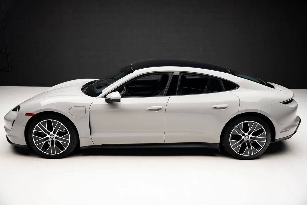 2023 Porsche Taycan - Image 15 of 21