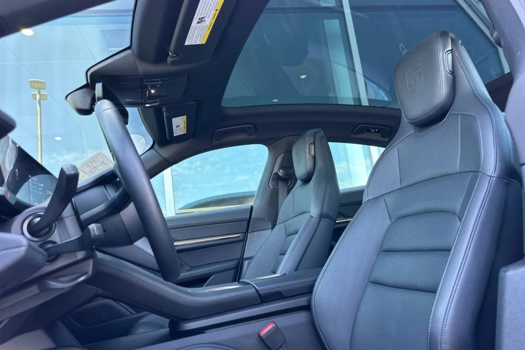 2023 Porsche Taycan - Image 5 of 5