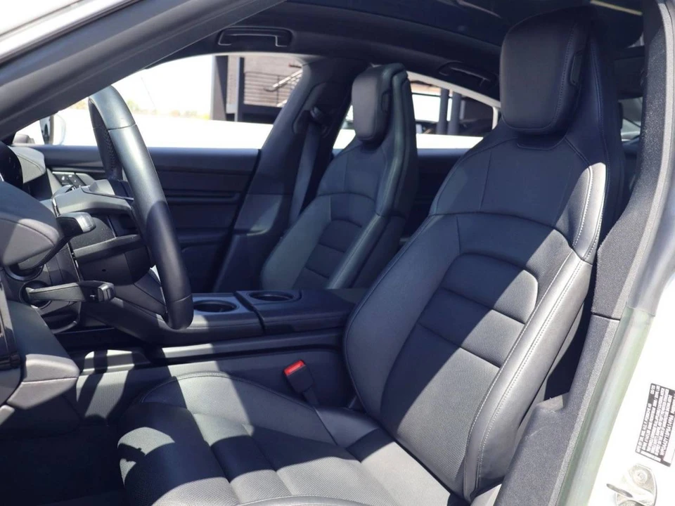 2023 Porsche Taycan - Image 5 of 5