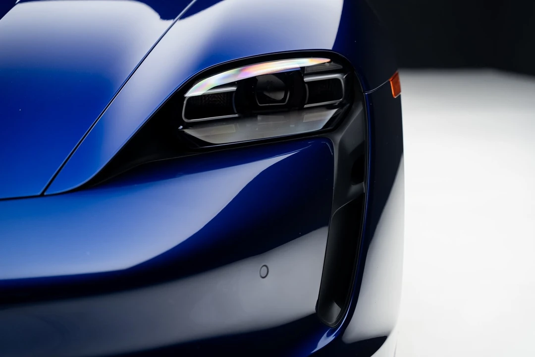 2023 Porsche Taycan - Image 9 of 21