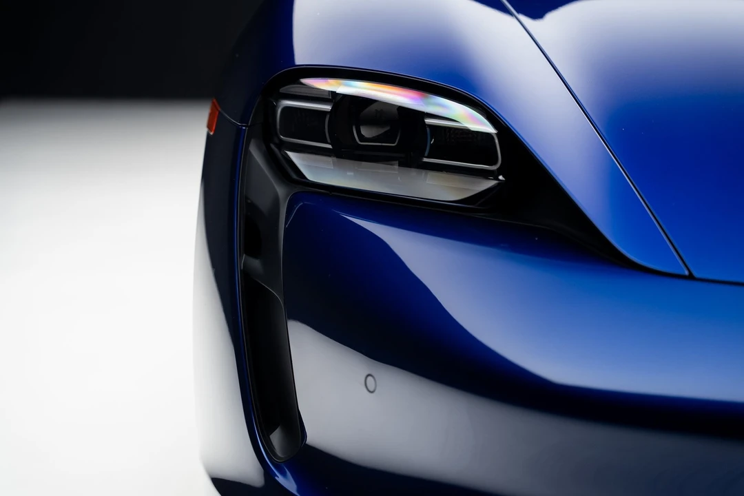 2023 Porsche Taycan - Image 8 of 21