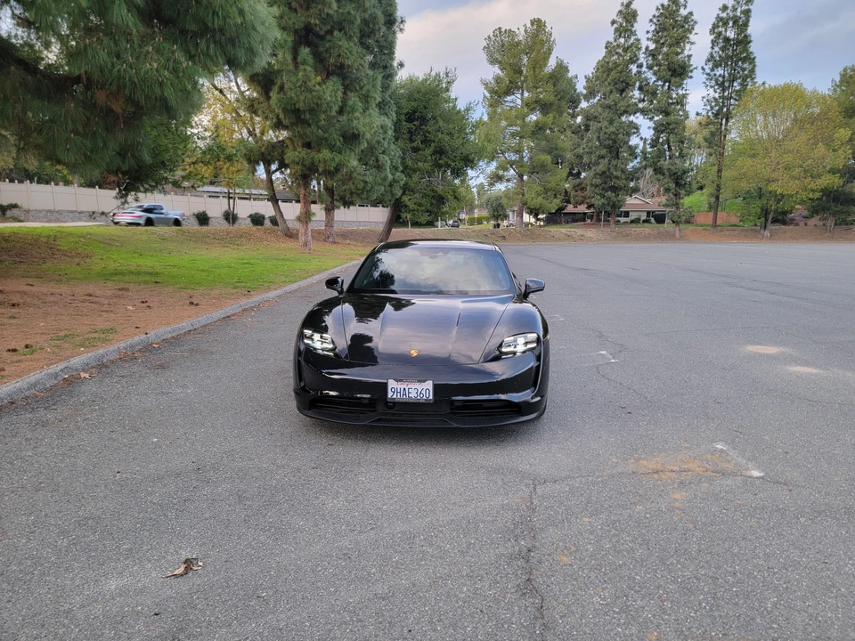2023 Porsche Taycan - Image 6 of 31