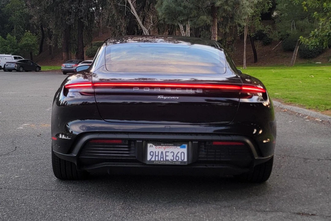 2023 Porsche Taycan - Image 5 of 31
