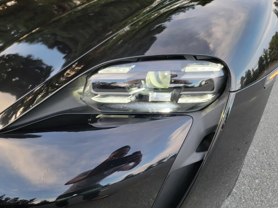 2023 Porsche Taycan - Image 24 of 31