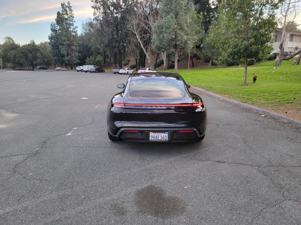 2023 Porsche Taycan - Image 14 of 31
